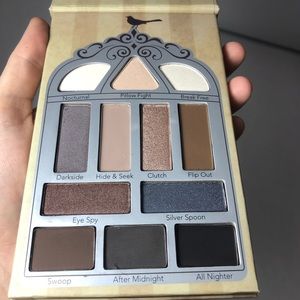 Pretty Vulgar soft Smokey eyeshadow palette